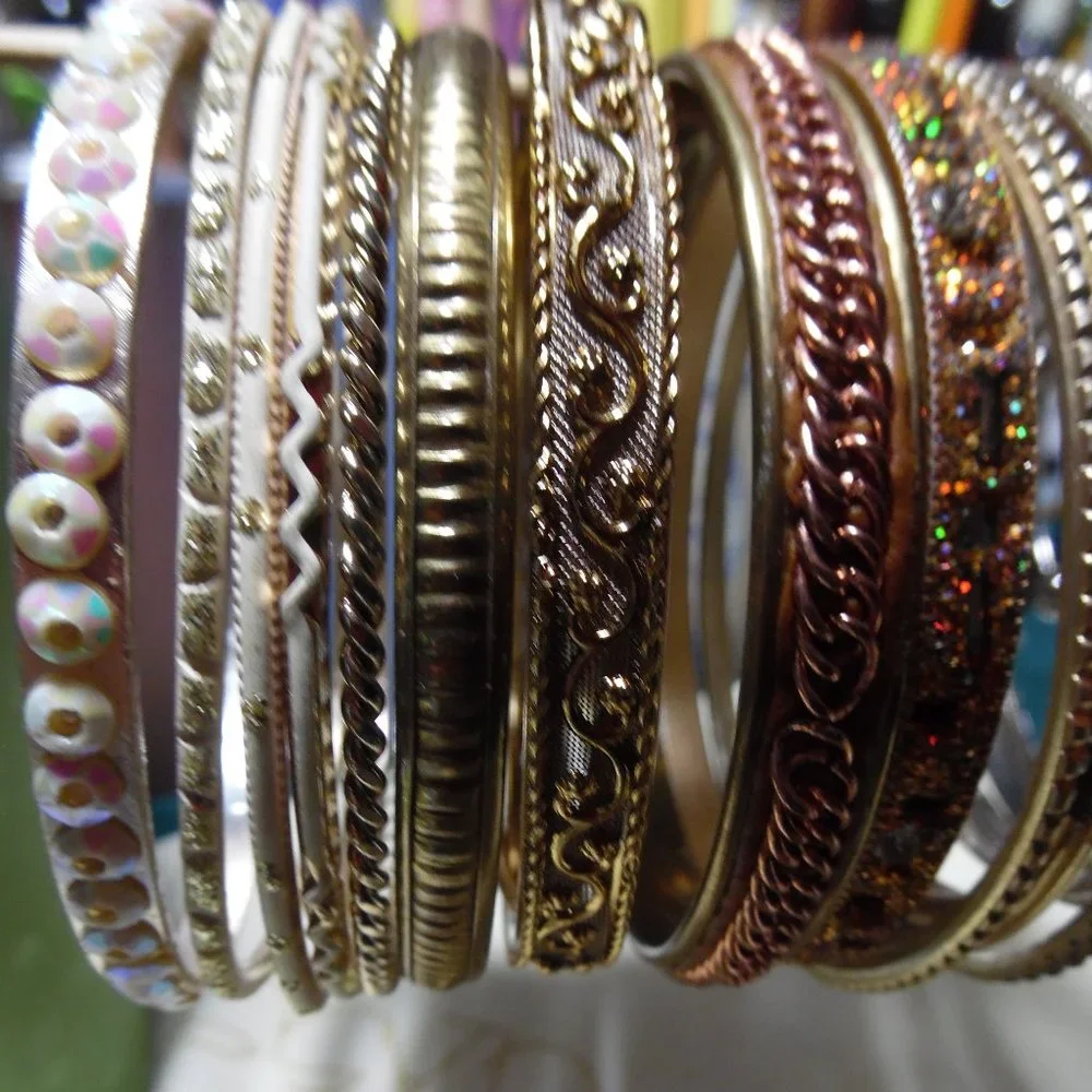 BANGLES! - Picture 2 of 4